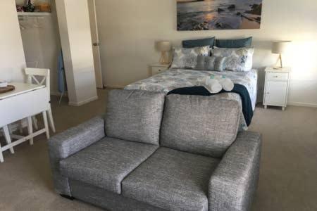 Broughton Views Hotel Corlette Bagian luar foto